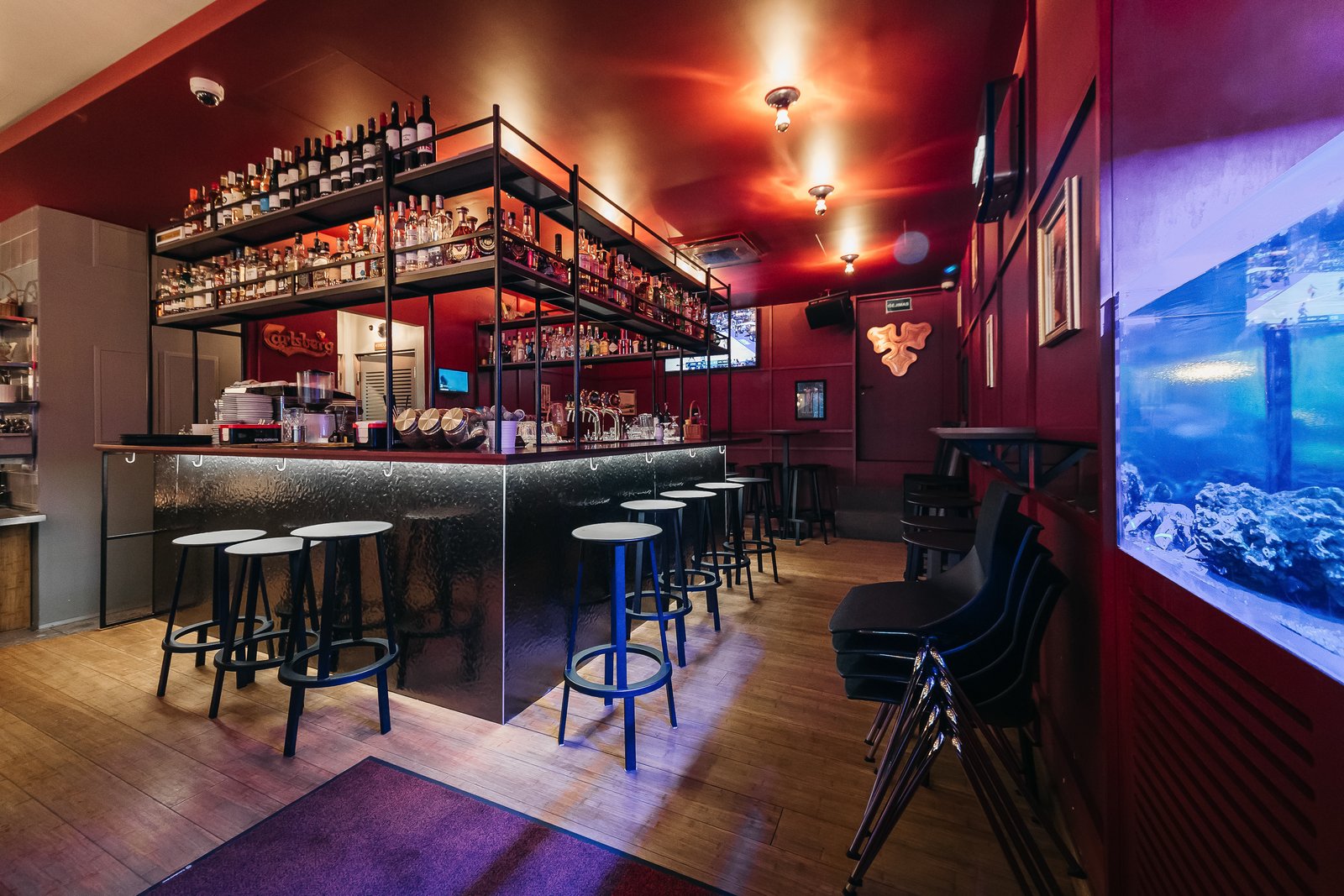 baldai_kavinemszsb_079.jpgPrekybiniai baldai