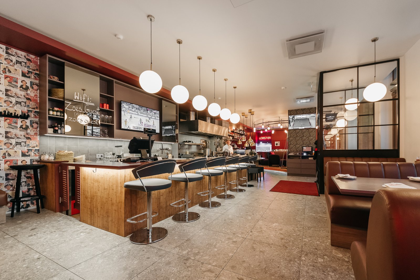 baldai_kavinemszsb_085.jpgPrekybiniai baldai