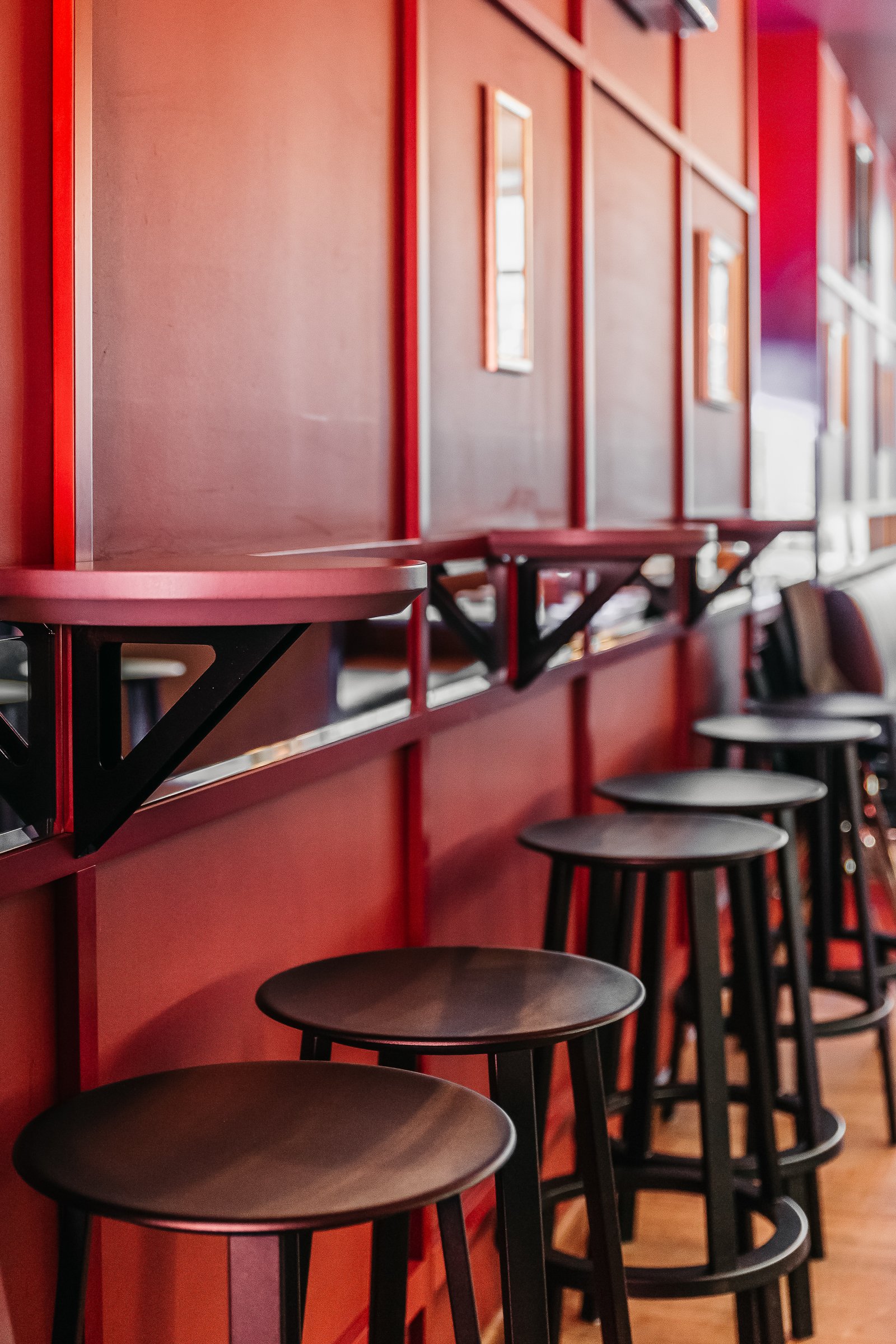 baldai_kavinemszsb_116.jpgPrekybiniai baldai