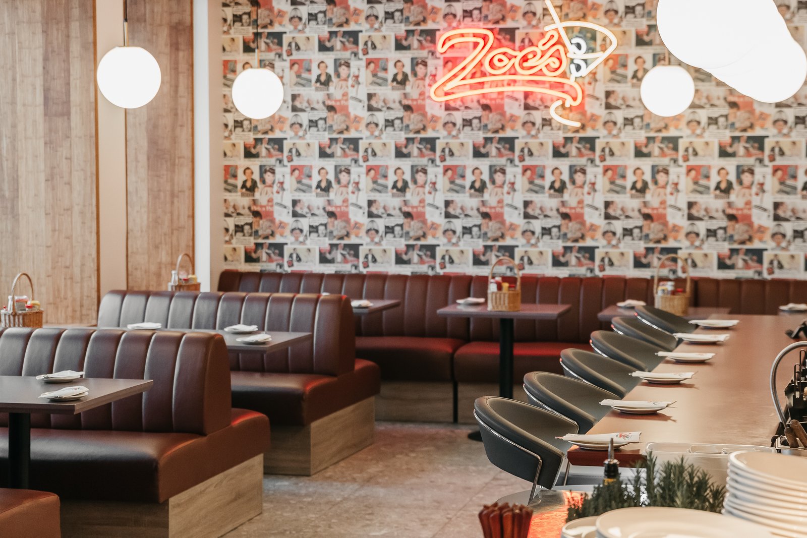 baldai_kavinemszsb_138.jpgPrekybiniai baldai