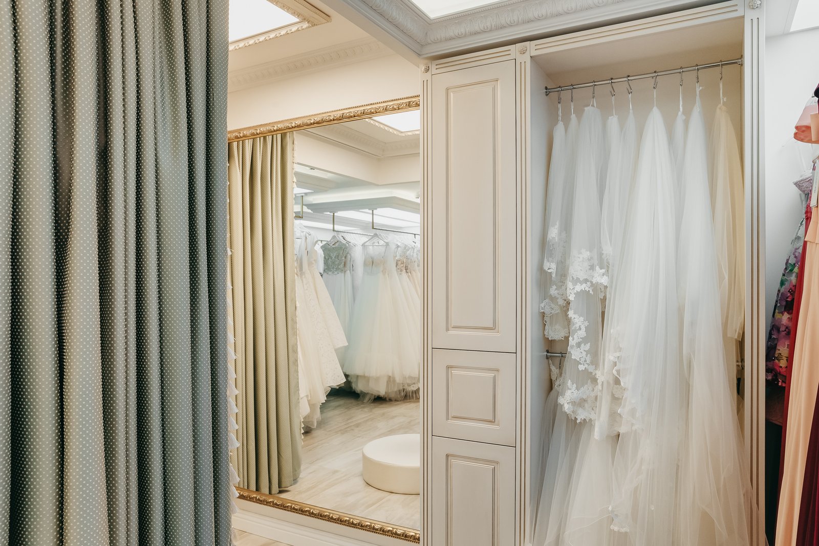 prekybiniai_baldai_vilniujesb_202.jpgPrekybiniai baldai