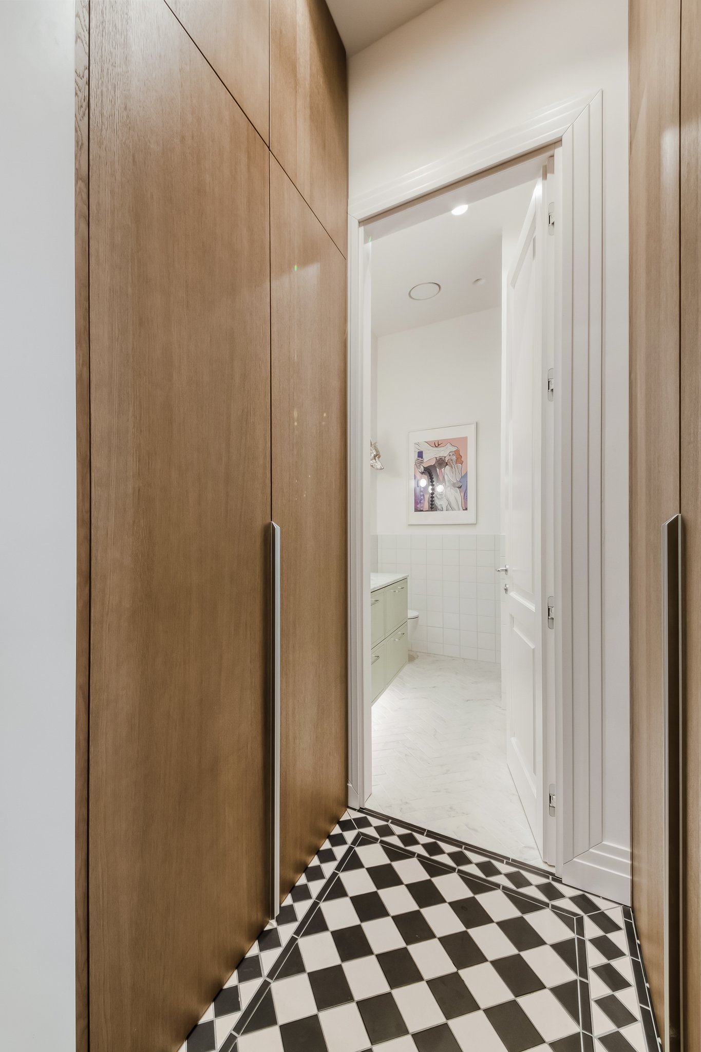 sb_34.jpgPRABANGUS BUTAS VILNIUJE (KAPINTALINĖ RENOVACIJA)